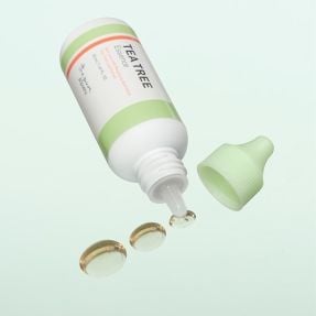 A'PIEU THE PURE TEA TREE ESSENCE 50ML